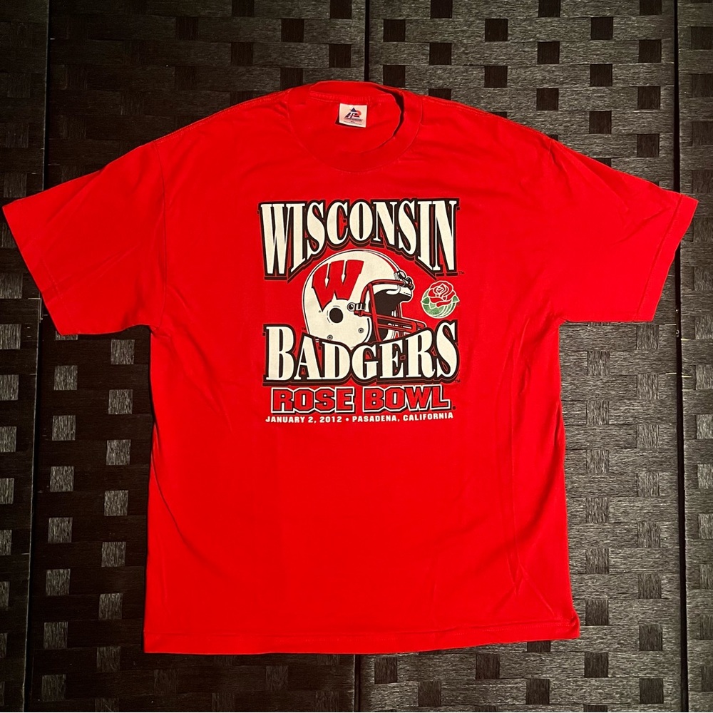 Vintage Wisconsin Badgers Rose Bowl T-Shirt